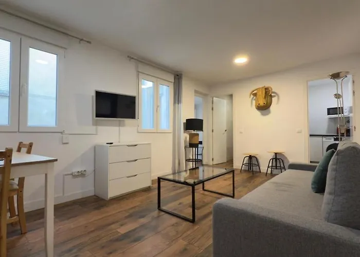 Centrally Located In Madrid 3I