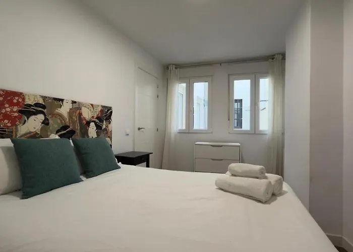 Centrally Located In Madrid 3I