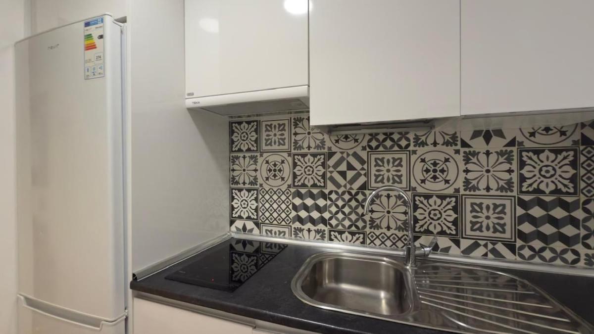 Apartment Centrally Located In 3i *